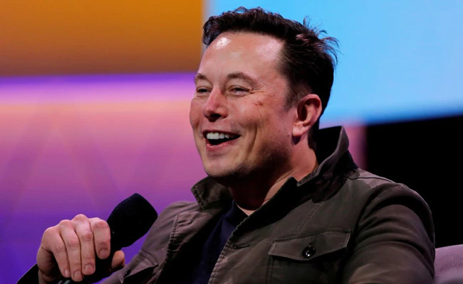 Elon Musk Trolls Jeff Bezos As Space Race Between World's Richest Men Heats Up