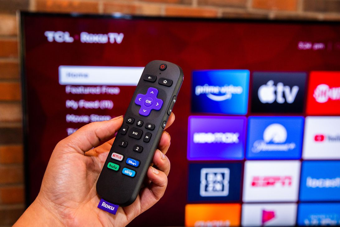 015-roku-voice-remote-pro-2021