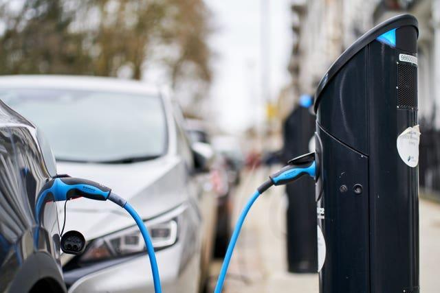 Electric Car Charging Stations &#x002013; London